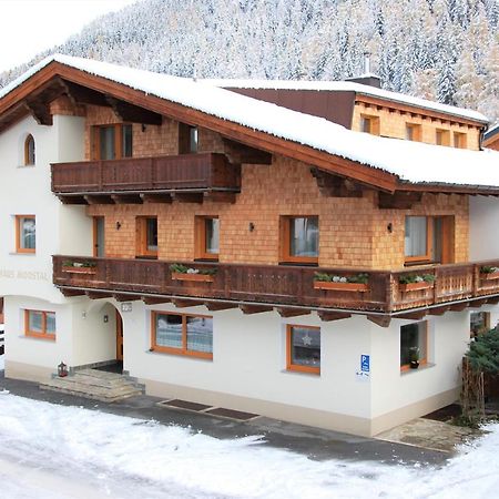 Haus Moostal Hotel Sankt Anton am Arlberg Buitenkant foto